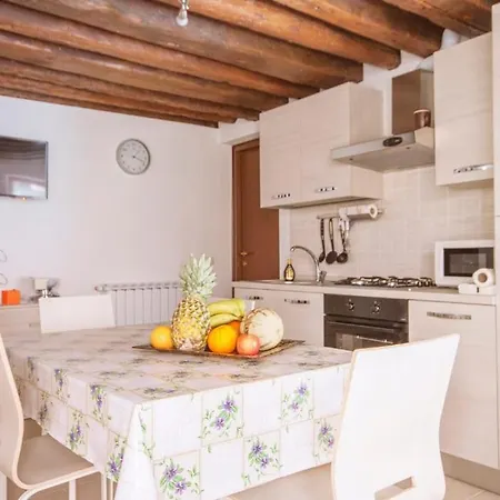 Casa Dei Boteri Apartment